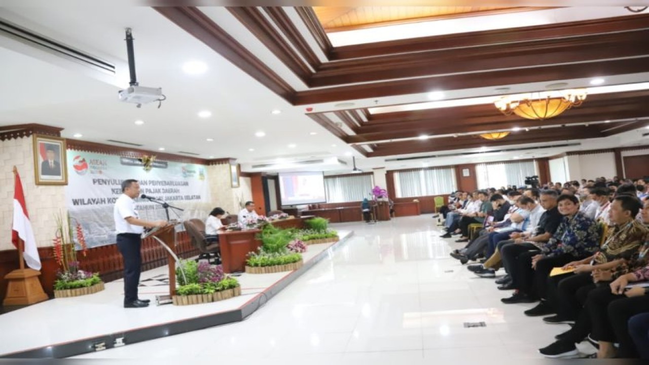 Wali Kota Jakarta Selatan Munjirin membuka kegiatan Penyuluhan dan Penyebarluasan Kebijakan Pajak Daerah, Jakarta, Rabu (31/5/2023). ANTARA/HO-Kominfotik Jakarta Selatan