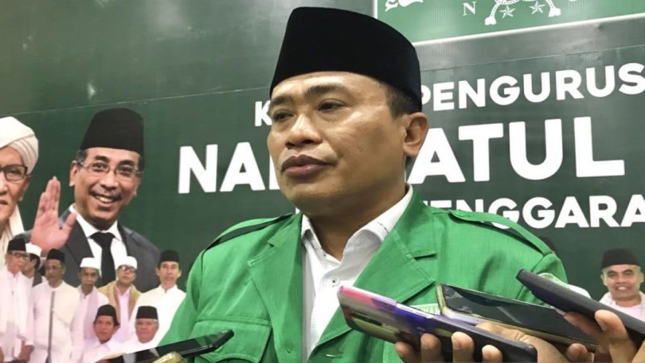 Kepala Kantor Wilayah Kementerian Agama Nusa Tenggara Barat (NTB), Zamroni Aziz. (FOTO ANTARA/Nur Imansyah).