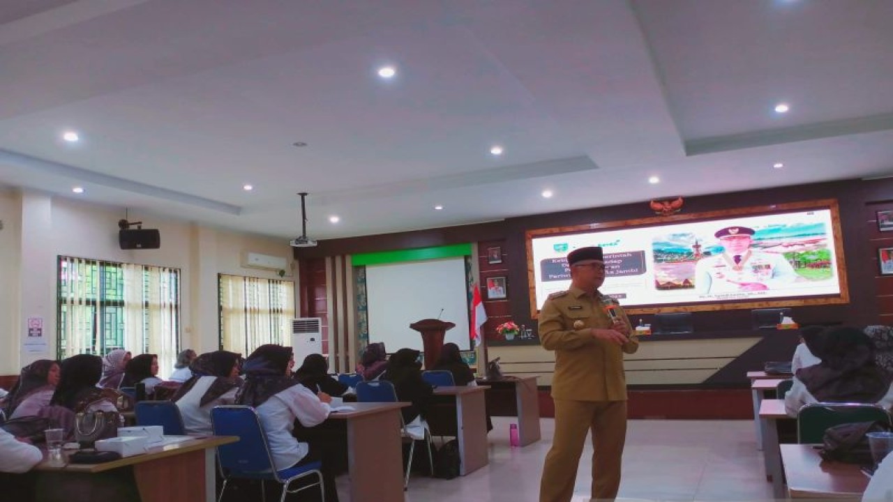 Pelatihan pemandu wisata di Kota Jambi, Rabu (31/5/2023). (ANTARA/Tuyani)