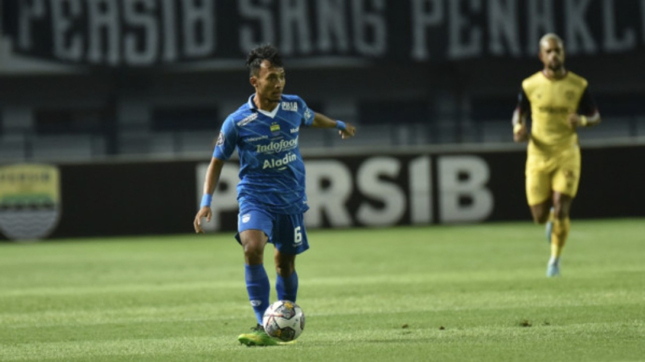 Pemain Muda Robi Darwis