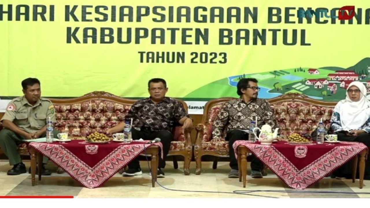 Sarasehan dalam rangka memperingati Hari Kesiapsiagaan Bencana Tahun 2023 di Kabupaten Bantul, Daerah istimewa Yogyakarta, Selasa (16/5/20203) malam. FOTO ANTARA/HO-Pemkab Bantul.