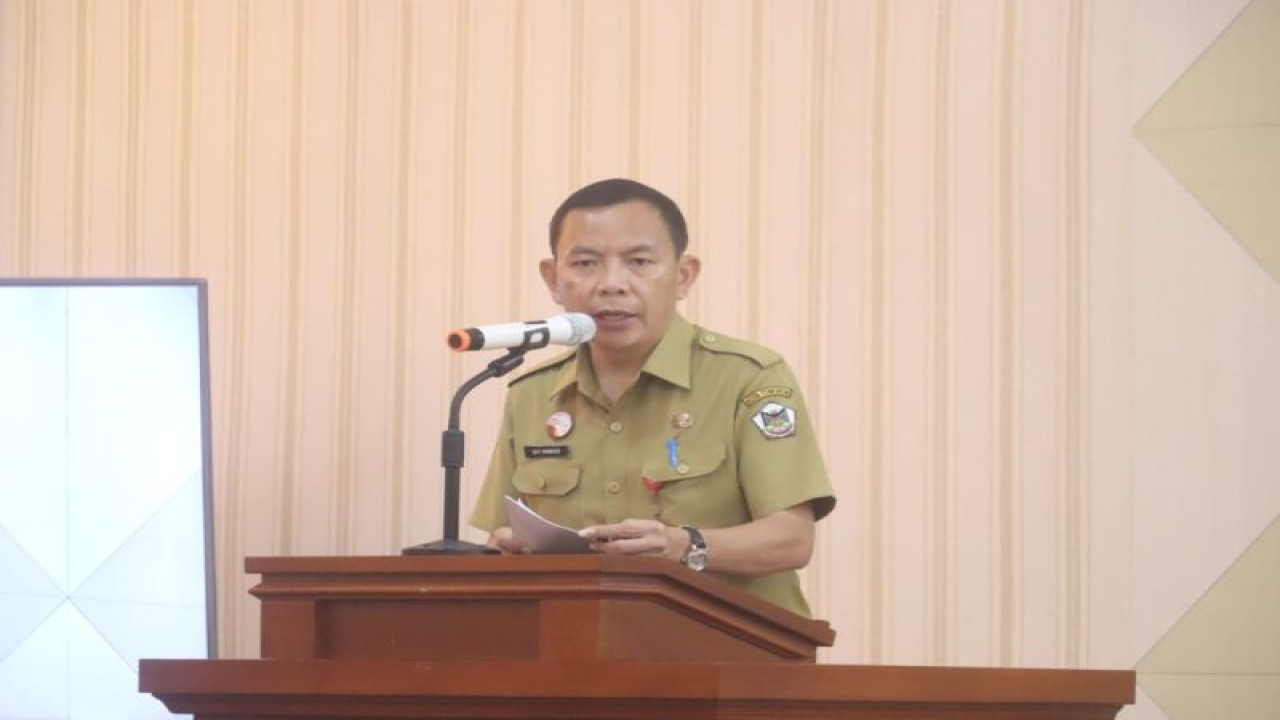 Asisten Pemerintahan dan Kesejahteraan Rakyat Sekretaris Daerah Kota Tomohon Octavianus D.S. Mandagi. ANTARA/HO-Humas Pemkot Tomohon