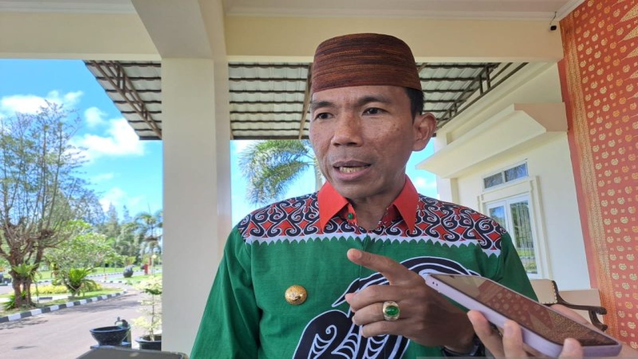 Penjabat Gubernur Kepulauan Bangka Belitung  Suganda Pandapotan Pasaribu usai Rakor Bunda PAUD se-Provinsi Babel (Aprionis)