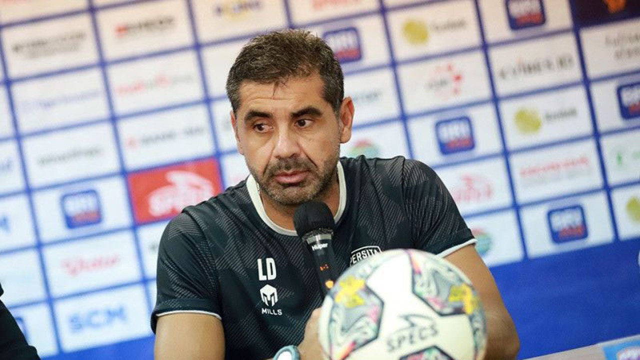 Pelatih Persita Tangerang Luis Edmundo Duran Riquelme. ANTARA/HO-Persita Tangerang/am.