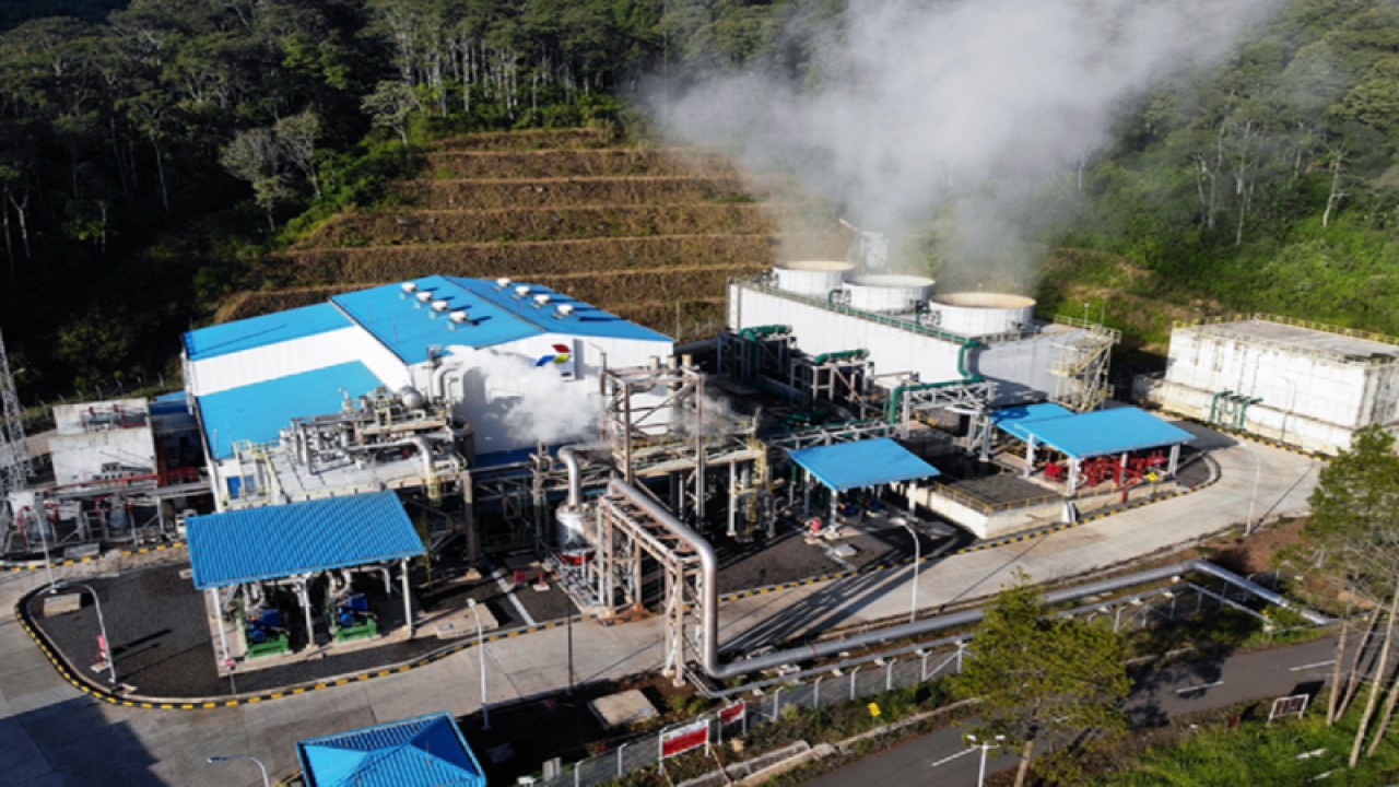 Area operasi panas bumi PT Pertamina Geothermal Energy Tbk (PGE) di Karaha, Jawa Barat.
