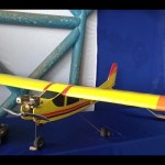 Pesawat aeromodeling karya siswa SMKN 5 Waibhu Kabupaten Jayapura, Provinsi Papua. (FOTO ANTARA/Agustina Estevani Janggo)-1682988513