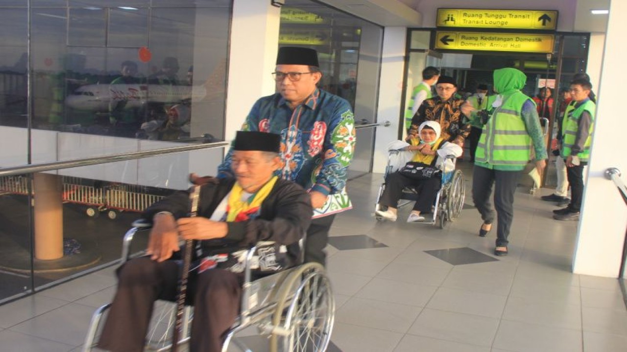 Tim Penanganan Krisis dan Pertolongan Pertama pada Jemaah Haji (PKP3JH) siap siaga membantu jamaah di Madinah juga Mekkah dan saat ini per Selasa (30/5). ANTARA/HO/MCH 2023