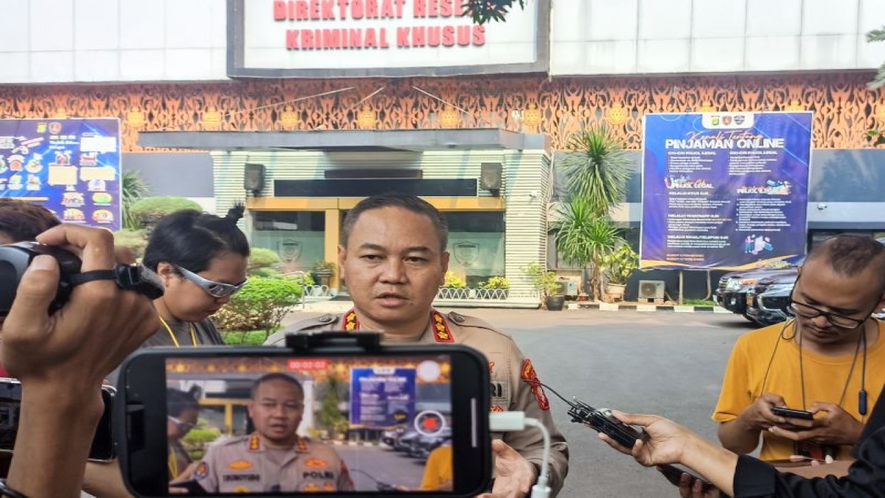 Kabid Humas Polda Metro Jaya Kombes Pol Trunoyudo Wisnu Andiko saat ditemui di Jakarta, Kamis (25/5/2023). ANTARA/Ilham Kausar