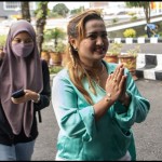 Polda Sumsel periksa selebgram makan babi sebagai tersangka-1683096323
