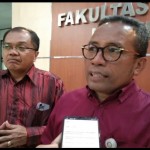 Rektor UHO Prof. Muhammad Zamrun Firihu di Kendari, Rabu (10/5/2023). (ANTARA/Harianto)-1683708715