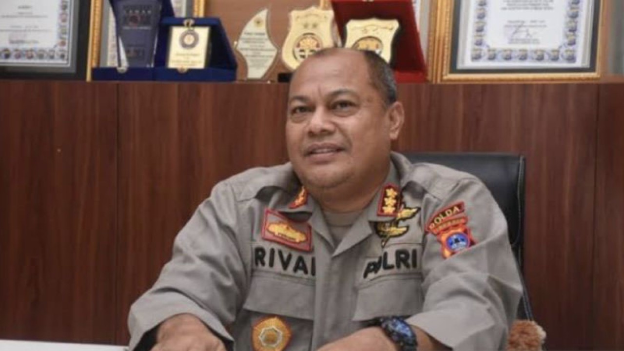 Kabid Humas Polda Kalimantan Selatan Kombes Pol. Mochamad Rifai saat dikonfirmasi di Kota Banjarmasin, Rabu (24/5/2023). (ANTARA/Firman)