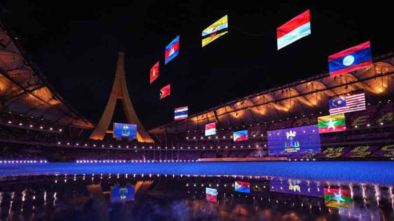Suasana penutupan SEA Games 2023 di Morodok Techno National Stadium, Phnom Penh, Kamboja, Rabu (17/5/2023). ANTARA FOTO/REUTERS/Cindy Liu/rwa.