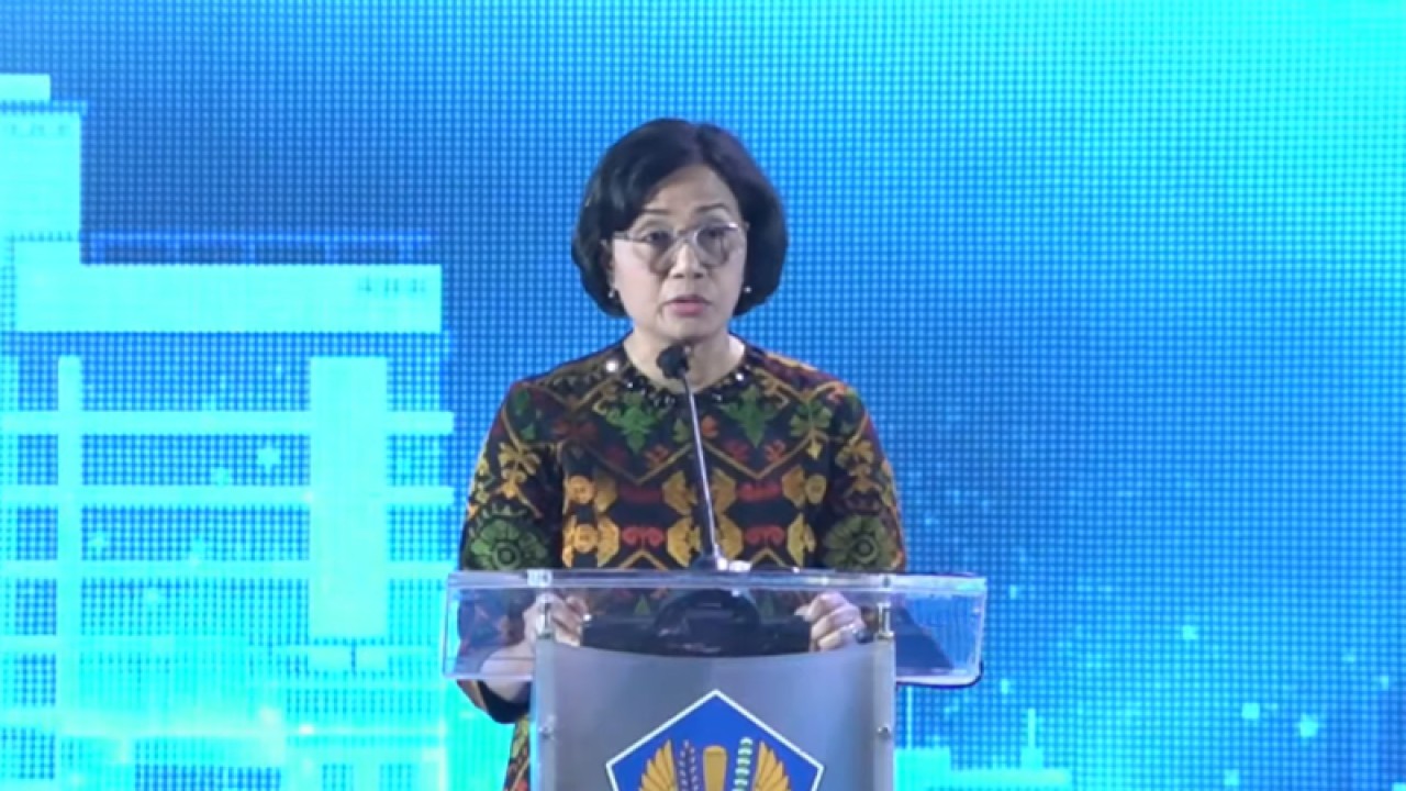 Menteri Keuangan Sri Mulyani dalam acara Rakornas Pelaksanaan Anggaran 2023 yang dipantau secara daring di Jakarta, Rabu (17/5/2023). ANTARA/Agatha Olivia Victoria
