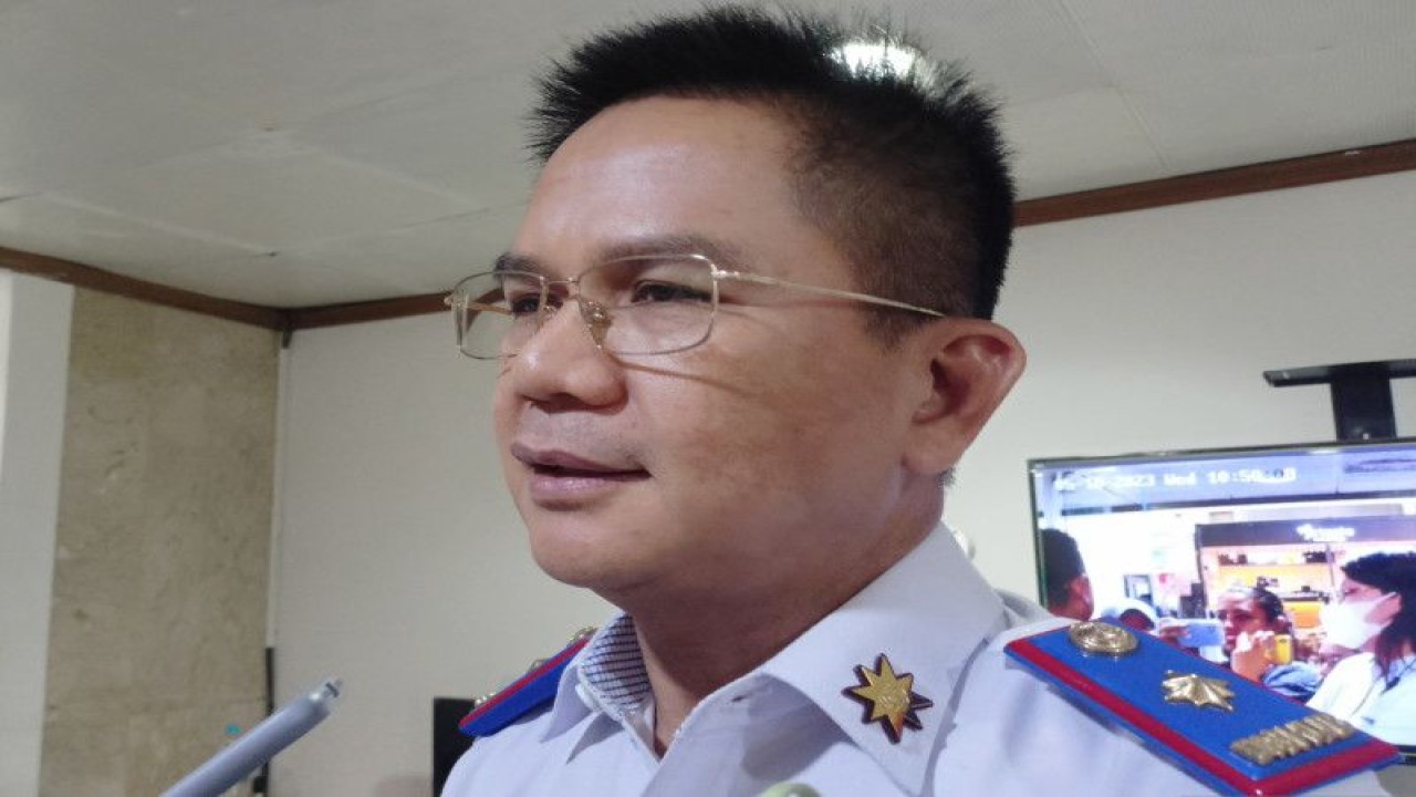 Kepala Dinas Perhubungan DKI Jakarta Syafrin Liputo di Balai Kota DKI, Jakarta Pusat, Rabu (10/5/2023). ANTARA/Siti Nurhaliza