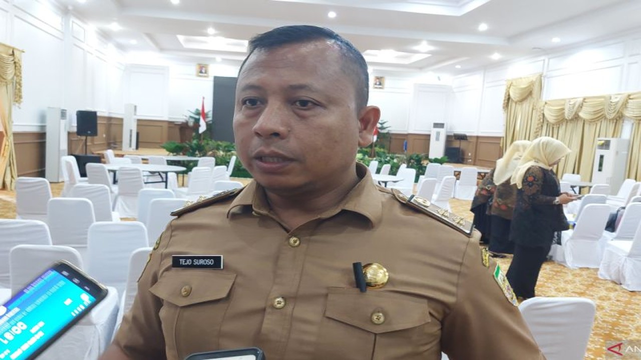 Plt Kepala Dinas PUPR Provinsi Bengkulu Tejo Suroso. (ANTARA/Boyke Ledy Watra)