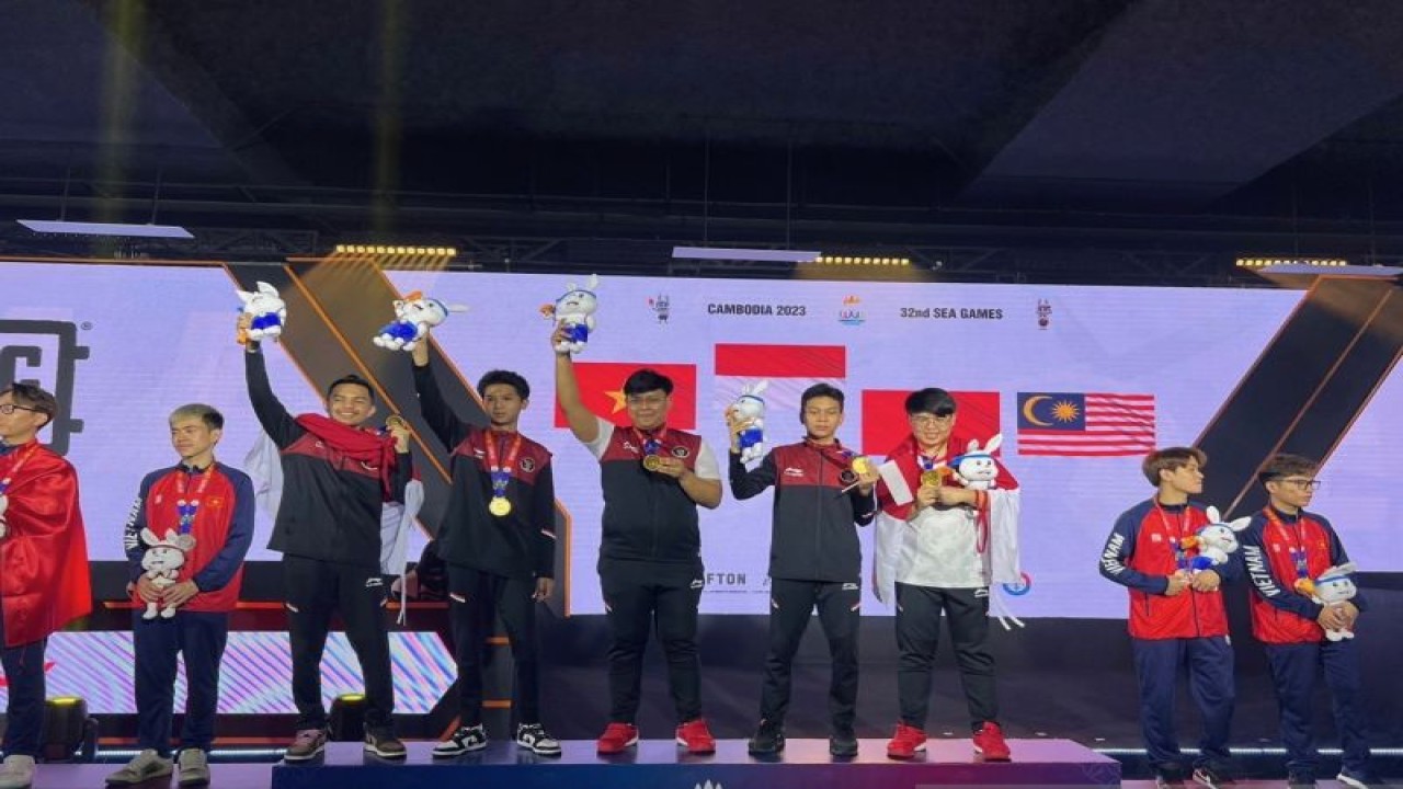 Timnas PUBG Mobile Indonesia raih emas di SEA Games 2023 Kamboja. (ANTARA/HO/PB ESI)