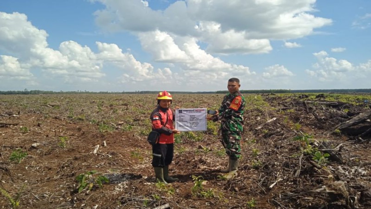 Kegiatan pengecekan titik panas atau hotspot di Sumatra Selatan (FOTO ANTARA/HO-BPBD Sumsel)