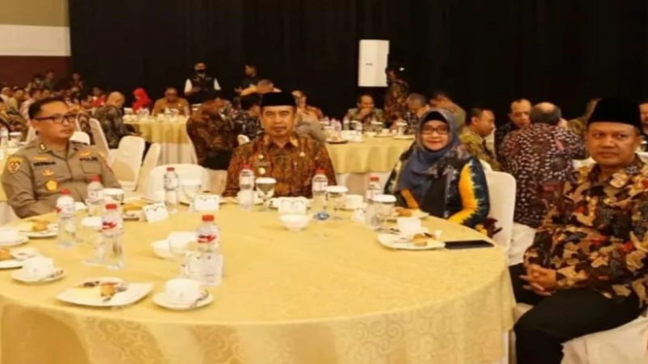Para Kepala Daerah se-Jawa Timur mengikuti kegiatan E-Purchasing Awards Tahun 2023 di Grand City Convention dan Exhibition Surabaya, Senin (29/5/2023). ANTARA/HO-Diskominfo Kabupaten Magetan