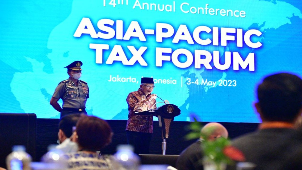 Wakil Presiden (Wapres) KH Ma'ruf Amin menghadiri acara 14th Asia Pacific Tax Forum (APTF), di Ballroom Hotel Aryaduta, Jakarta, Rabu (3/5/2023). (NN/SK-BPMI, Setwapres)
