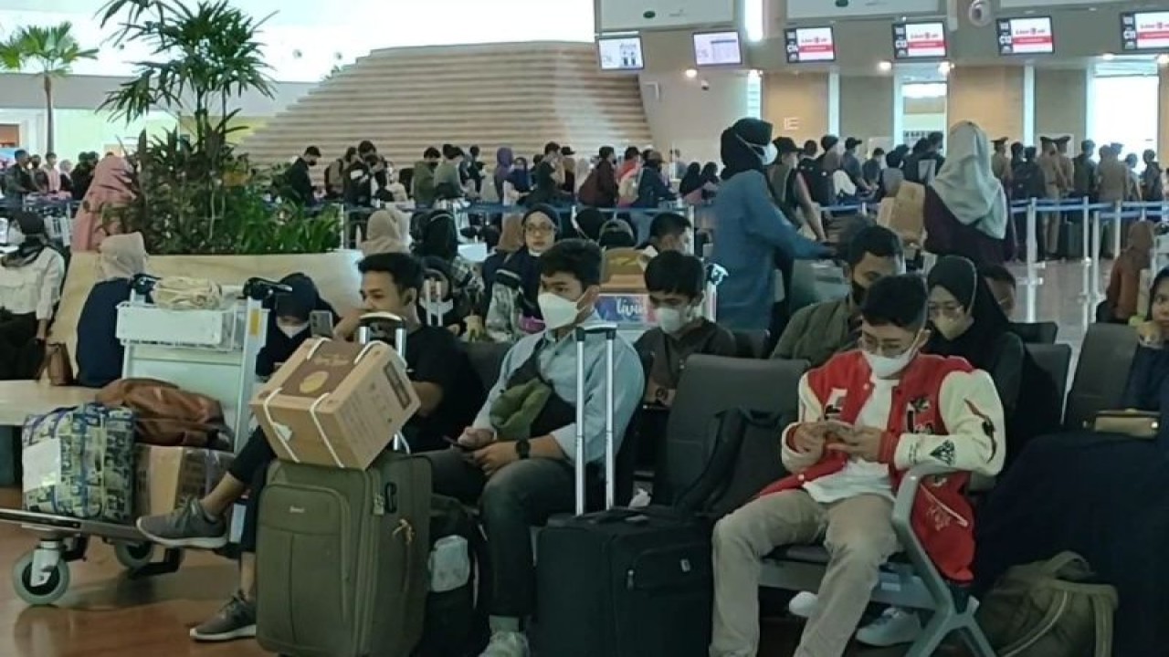Kondisi keberangkatan di Bandara Internasional Yogyakarta, Kabupaten Kulon Progo. (ANTARA/HO-Humas Bandara Internasional Yogyakarta)