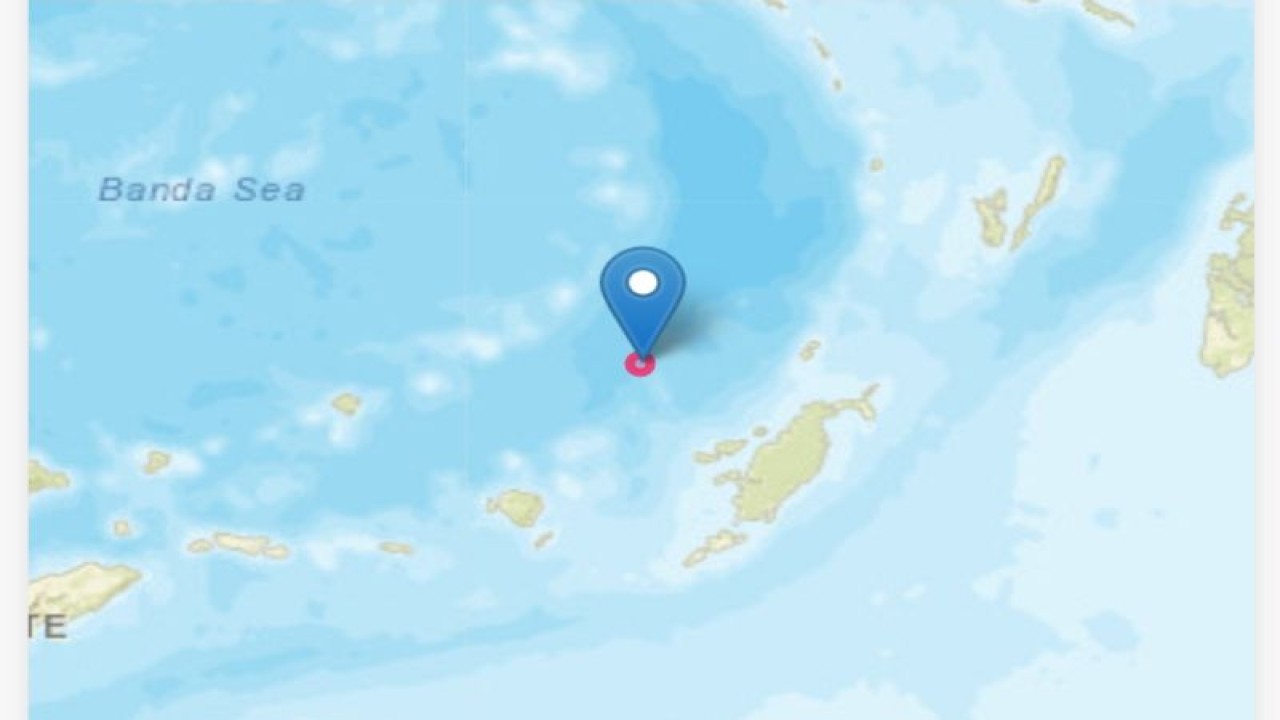 Peta pusat gempa bumi dengan magnitudo 6,0 yang terjadi di bagian Laut Banda di Maluku pada Minggu (4/6/2023) pukul 07.25 WIB. (ANTARA/HO-BMKG)