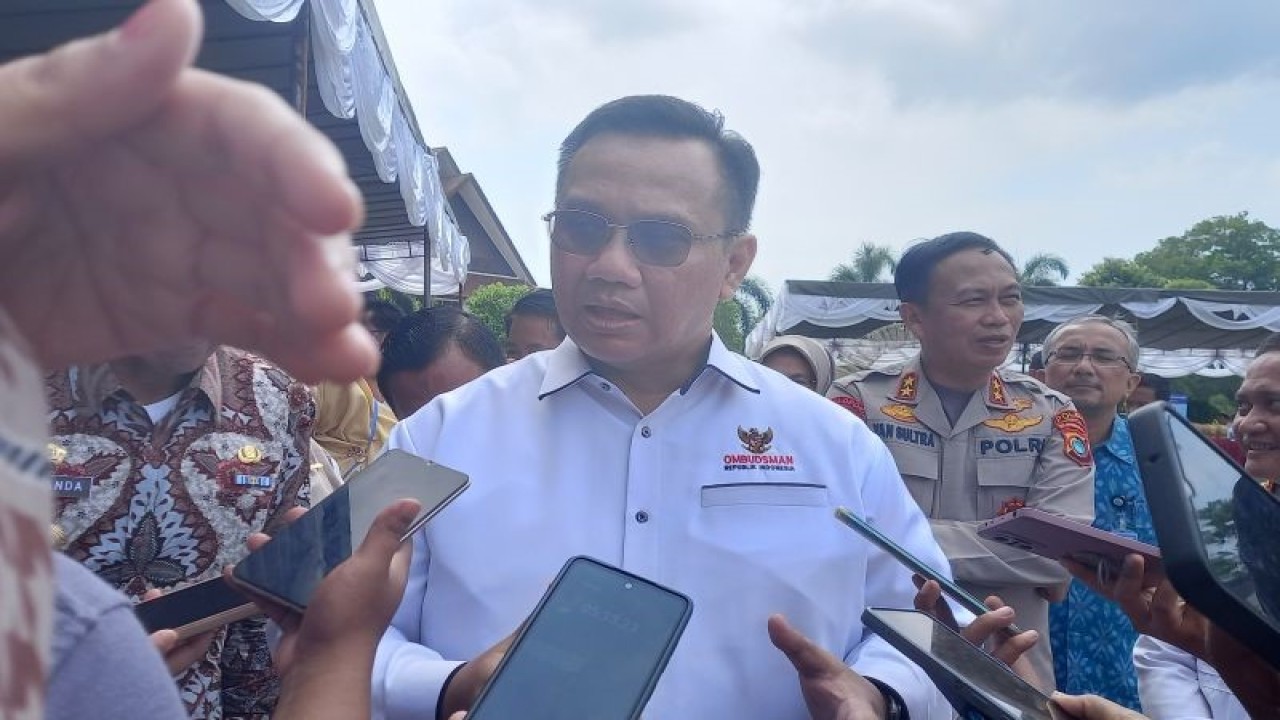 Anggota Ombudsman Republik Indonesia Yeka Hendra Fatika (Aprionis)
