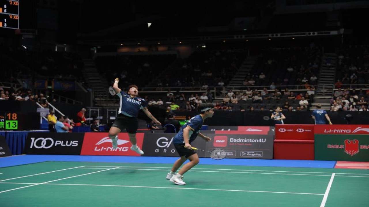 Ganda putri Apriyani Rahayu/Siti Fadia Silva Ramadhanti menundukkan pasangan tuan rumah Yu Jia Jin/Jia Ying Crystal Wong untuk melaju ke babak 16 besar Singapore Open 2023, Rabu. (ANTARA/HO-PP PBSI)