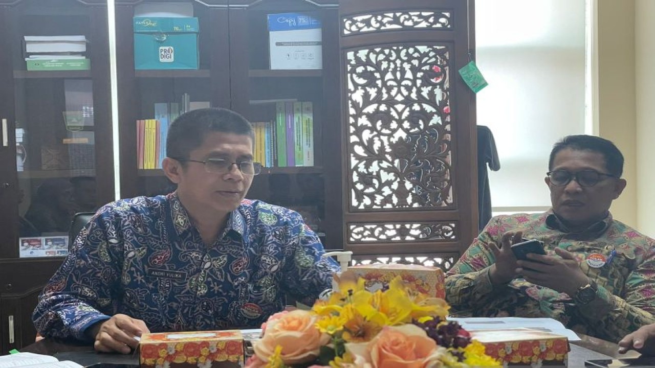 Asisten III Setdaprov Sumbar, Andri Yulika. (ANTARA/Dok Adpim Sumbar)