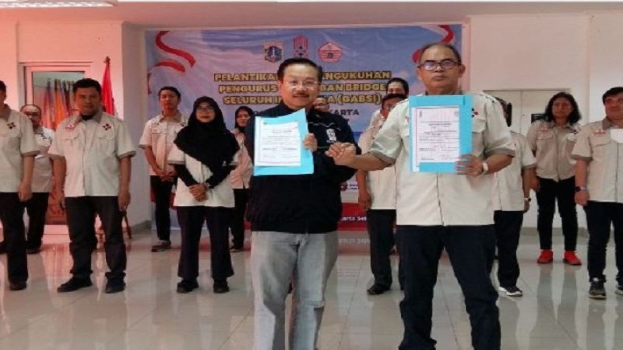 Ketua Umum PB Gabsi Syarif Bastaman (jaket hitam) ketika melantik pengurus Pengprov Gabsi DKI Jakarta periode 2023-2027 di bawah Ketua Abdul Razak Wawo. (ANTARA/HO/PB Gabsi)