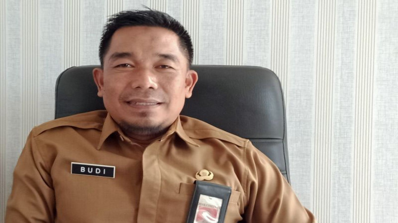 Kepala Pelaksana BPBD Kabupaten Penajam Paser Utara, Provinsi Kalimantan Timur, Budi Santoso (ANTARA/Nyaman Bagus Purwaniawan)