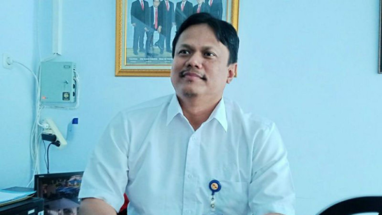 Kepala PT Pelni Cabang Baubau Dicky Dermawandi, di Baubau, Selasa (6/6/2023). ANTARA/Yusran