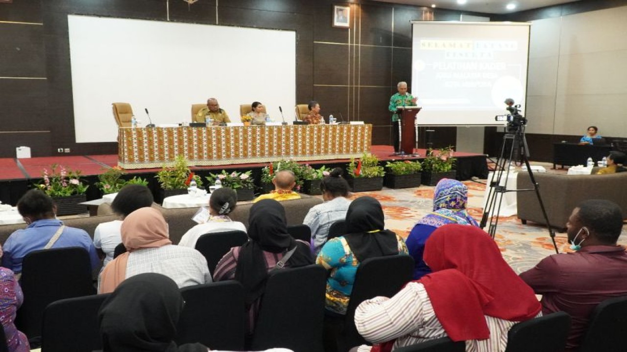 Suasana pelatihan dan pendampingan kader malaria di Kota Jayapura, Provinsi Papua, Selasa (6/5/2023). (FOTO ANTARA/HO-Humas Pemkab Jayapura)
