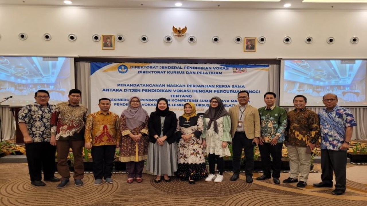 Dokumentasi. Kemendikbudristek-UMPR kerja sama peningkatan SDM LKP. (ANTARA/HO-Humas UMPR)