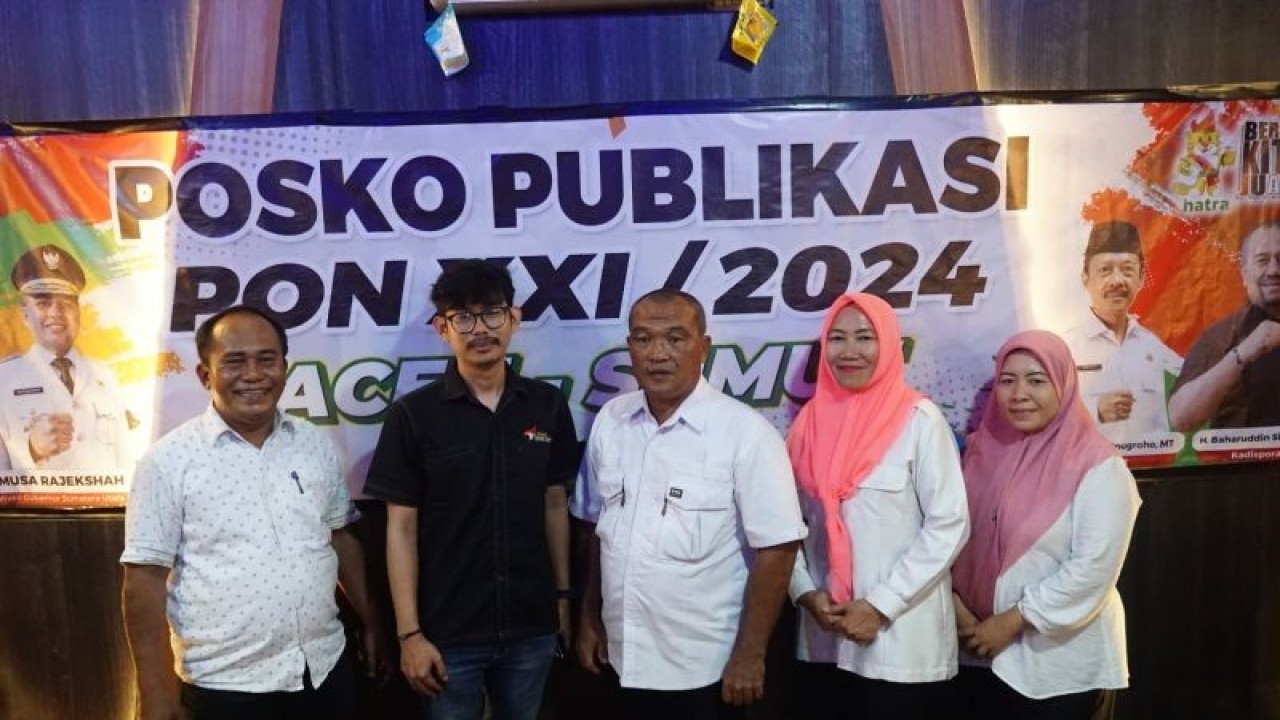 Pengurus Provinsi (Pengprov) Esport Indonesia (ESI) Sumatra Utara saat memaparkan kesiapan atletnya untuk menghadapi PON 2024 (ANTARA/Juraidi)