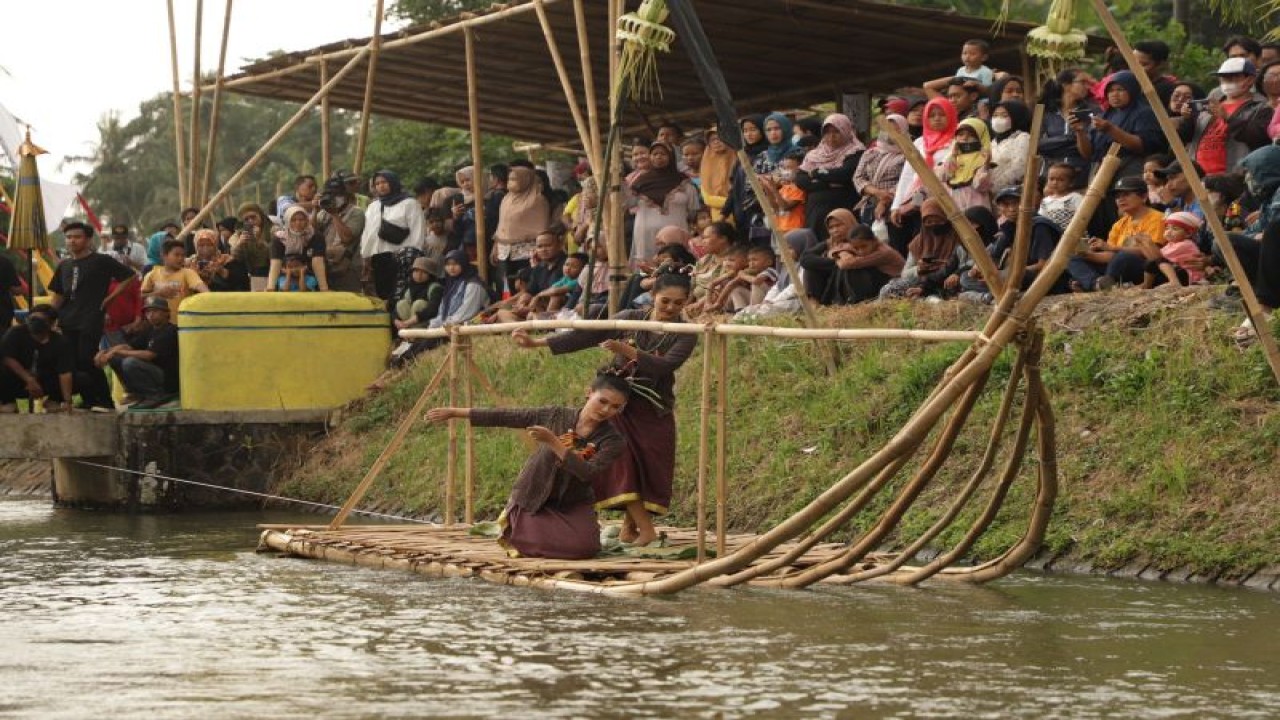 Pembukaan Festival Van Der Wijck di Dusun Tangisan, Tempel Sleman, Jumat (2/6/2023). ANTARA/HO-Bagian Prokopim Setda Sleman