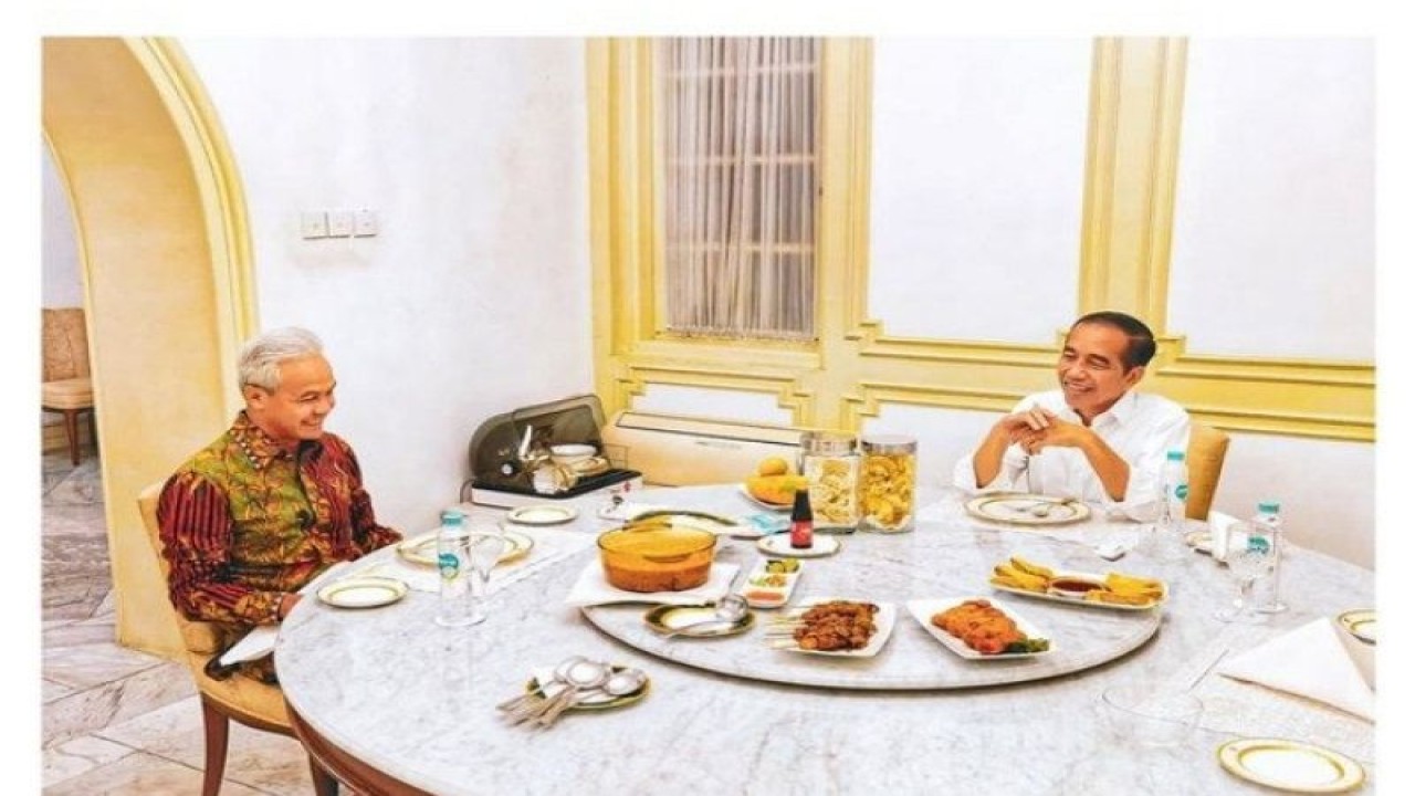 Foto Ganjar Pranowo bersama Jokowi yang diunggah di akun media sosial Ganjar pada Selasa (13/6/2023). (Instagram @ganjar_pranowo)