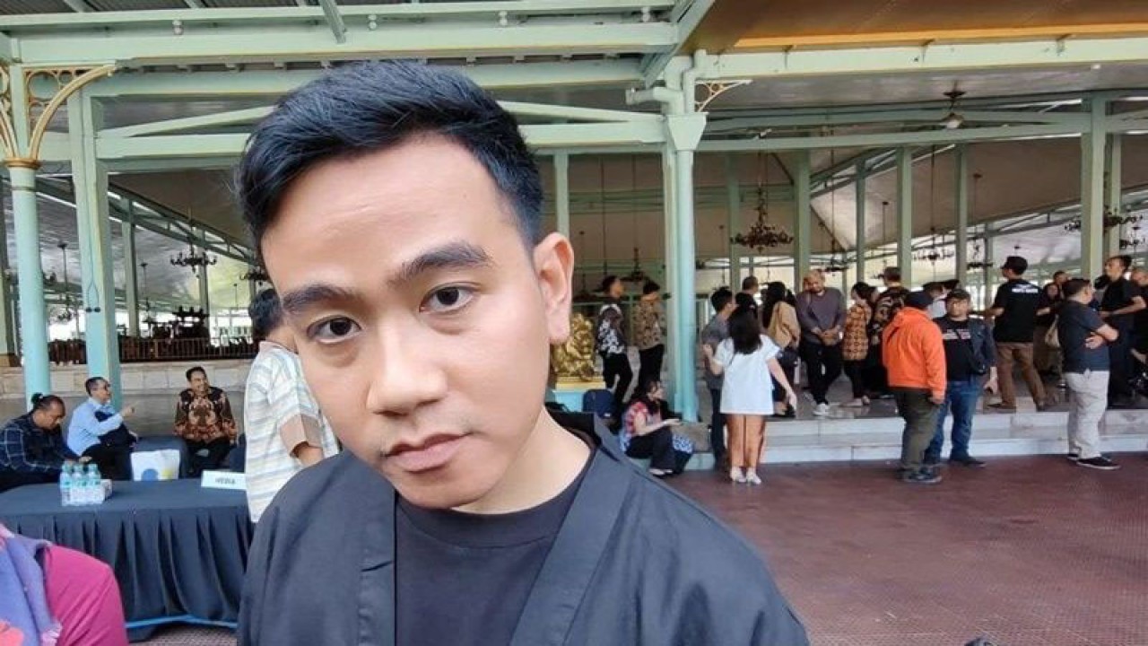 Wali Kota Surakarta Gibran Rakabuming Raka di Solo, Sabtu (24/6/2023). ANTARA/Bambang Dwi Marwoto.