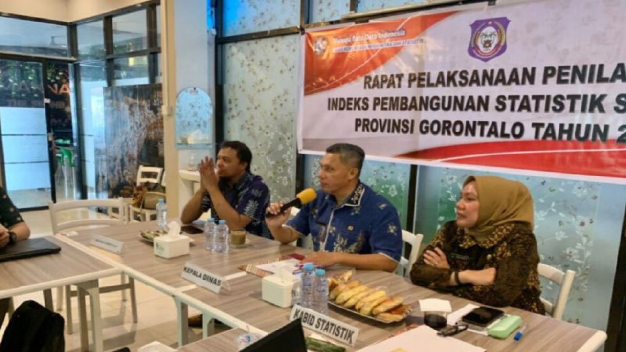 Rapat penilaian Indeks Pembangunan Statistik digelar Diskominfotik Provinsi Gorontalo. (ANTARA/Susanti Sako)
