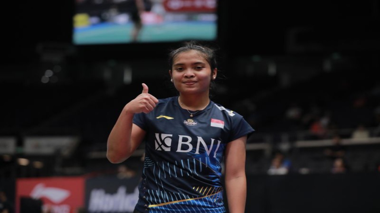 Pebulu tangkis tunggal putri Gregoria Mariska Tunjung lolos ke babak kedua Singapore Open 2023 setelah mengalahkan Beiwen Zhang (Malaysia) di babak pertama, Rabu. (ANTARA/HO-PP PBSI)