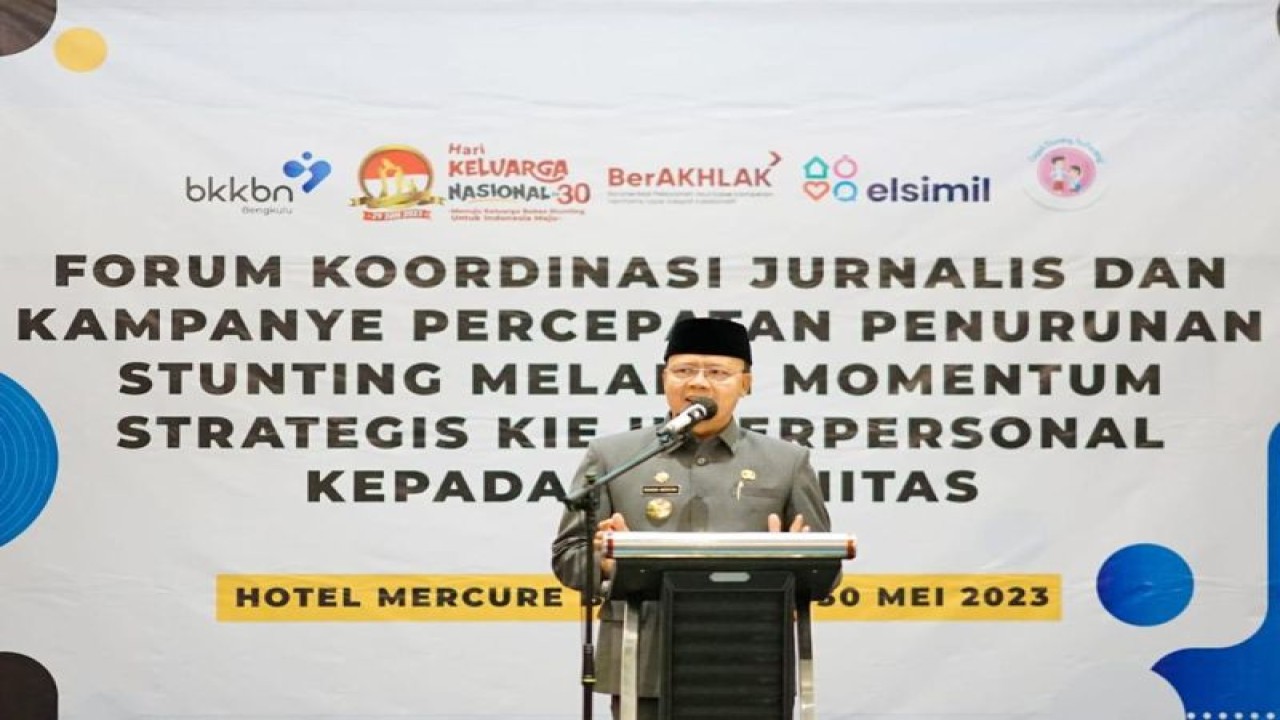 Gubernur Bengkulu Rohidin Mersyah. (ANTARA/HO-BKKBN)