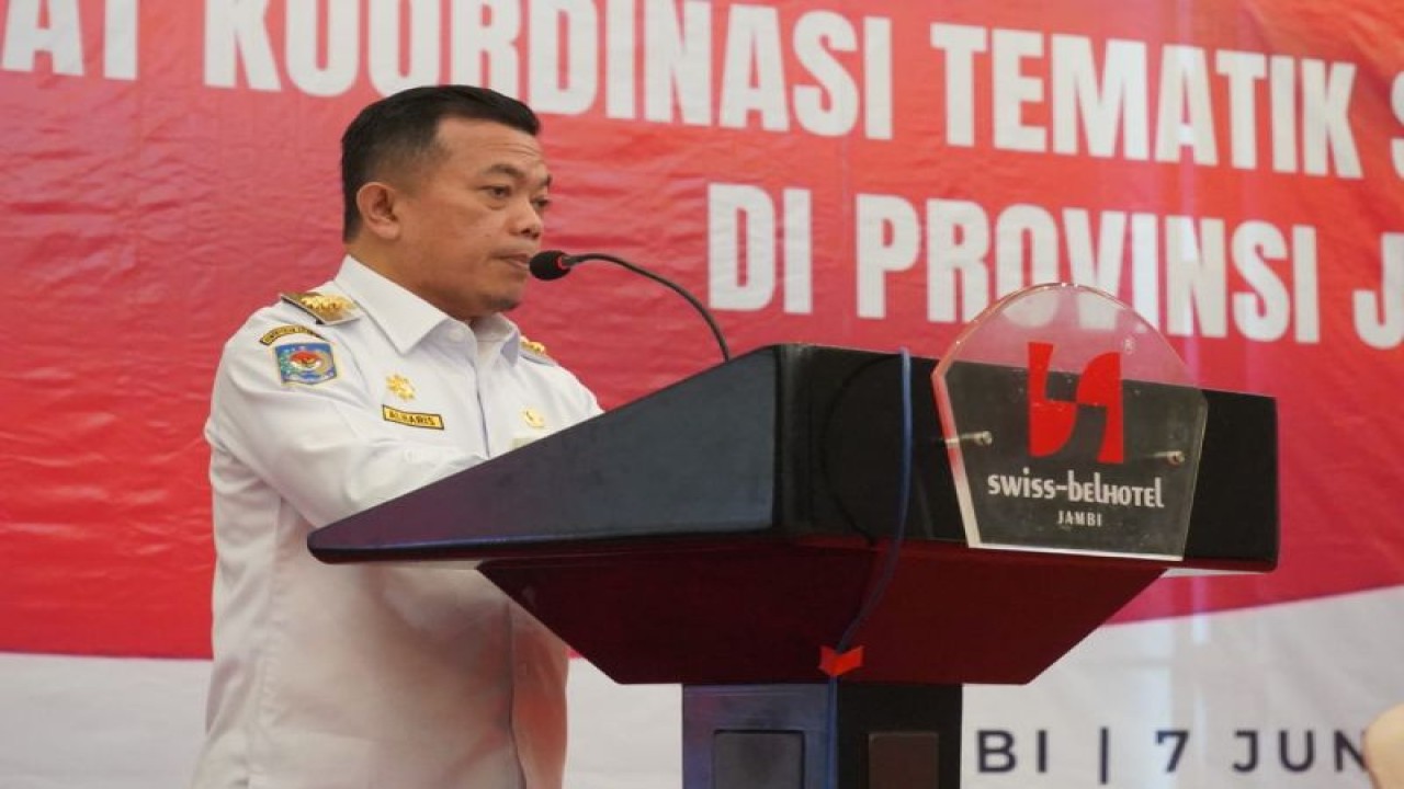 Gubernur Jambi Al Haris saat berbicara diacara rakor tematik bersama KPK RI di Jambi, Kamis (8/6/23).(ANTARA/HO/Diskominfo Jambi)
