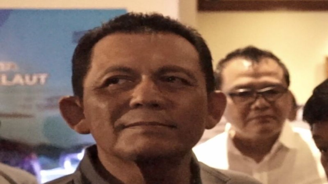 Gubernur Kepulauan Riau Ansar Ahmad. (ANTARA/Yude)