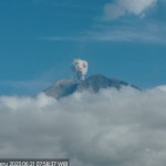 Gunung Semeru erupsi setinggi 600 meter ke arah utara-1687333725