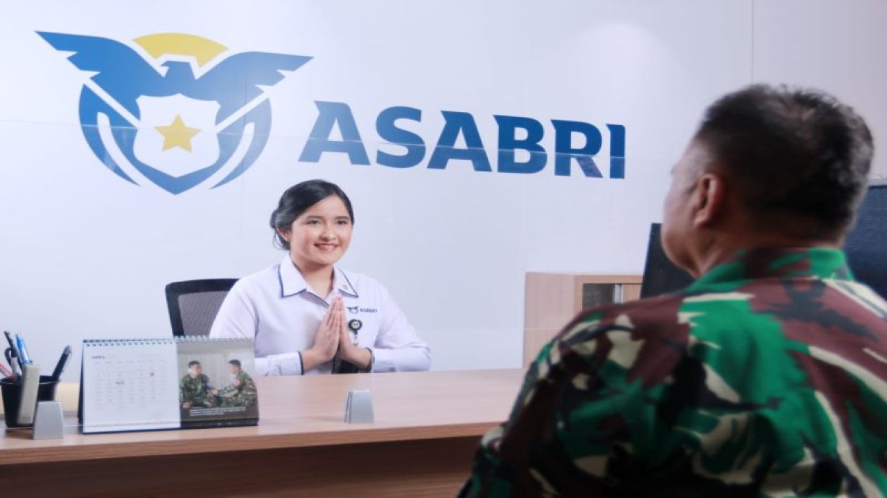 Ilustrasi pelayanan di PT ASABRI (Persero), Jakarta, Rabu (28/6/2023). ANTARA/HO-ASABRI