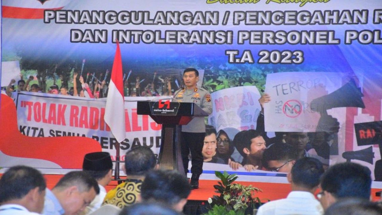 Kapolda Jambi Irjen Pol Rusdi Hartono saat membuka pembinaan personel di Jambi, Selasa (6/6/2023). ANTARA/HO-Polda Jambi.