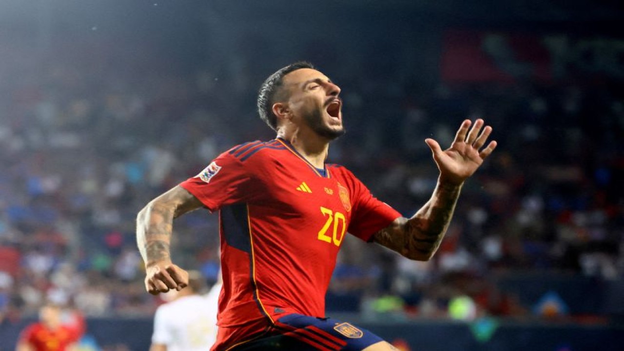 Selebrasi Joselu setelah mencetak gol kemenangan Spanyol dalam pertandingan semifinal Nations League lawan Italia di De Grolsch Veste, Enschede, Belanda pada 16 Juni 2023. ANTARA/REUTERS/WOLFGANG RATTAY