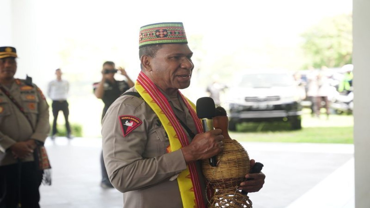 Kapolda NTT Irjen Pol Johanis Asadoma. ANTARA/Ho-Humas Polda NTT