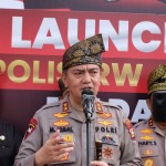 Kapolda Riau, Irjen Muhammad Iqbal usai peluncuran Polisi RW di Halaman Kantor Gubernur Riau, Pekanbaru. (ANTARA/HO-Polda Riau)-1686734353