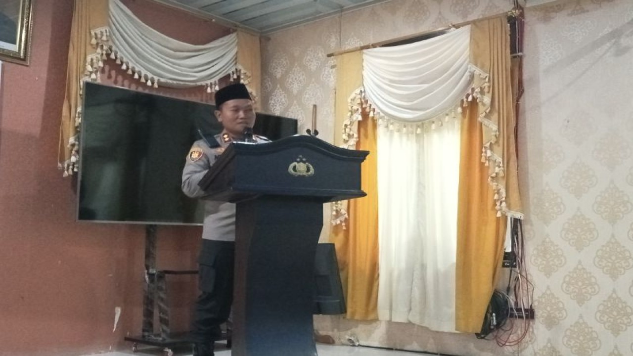 Kapolres Pasaman Barat AKBP Agung Basuki ingatkan jajarannya menjaga netralitas dalam Pemilu 2024. ANTARA.