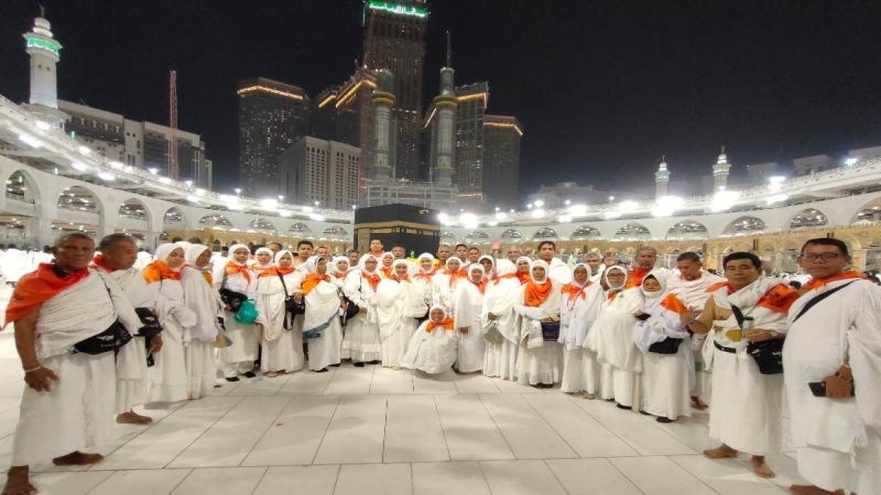 Sebagian jamaah calon haji 2023 asal Provinsi Riau, Rabu (7/6/2023) sudah berada di Mekkah, Arab Saudi. FOTO ANTARA/HO--Humas Kemenag Riau.